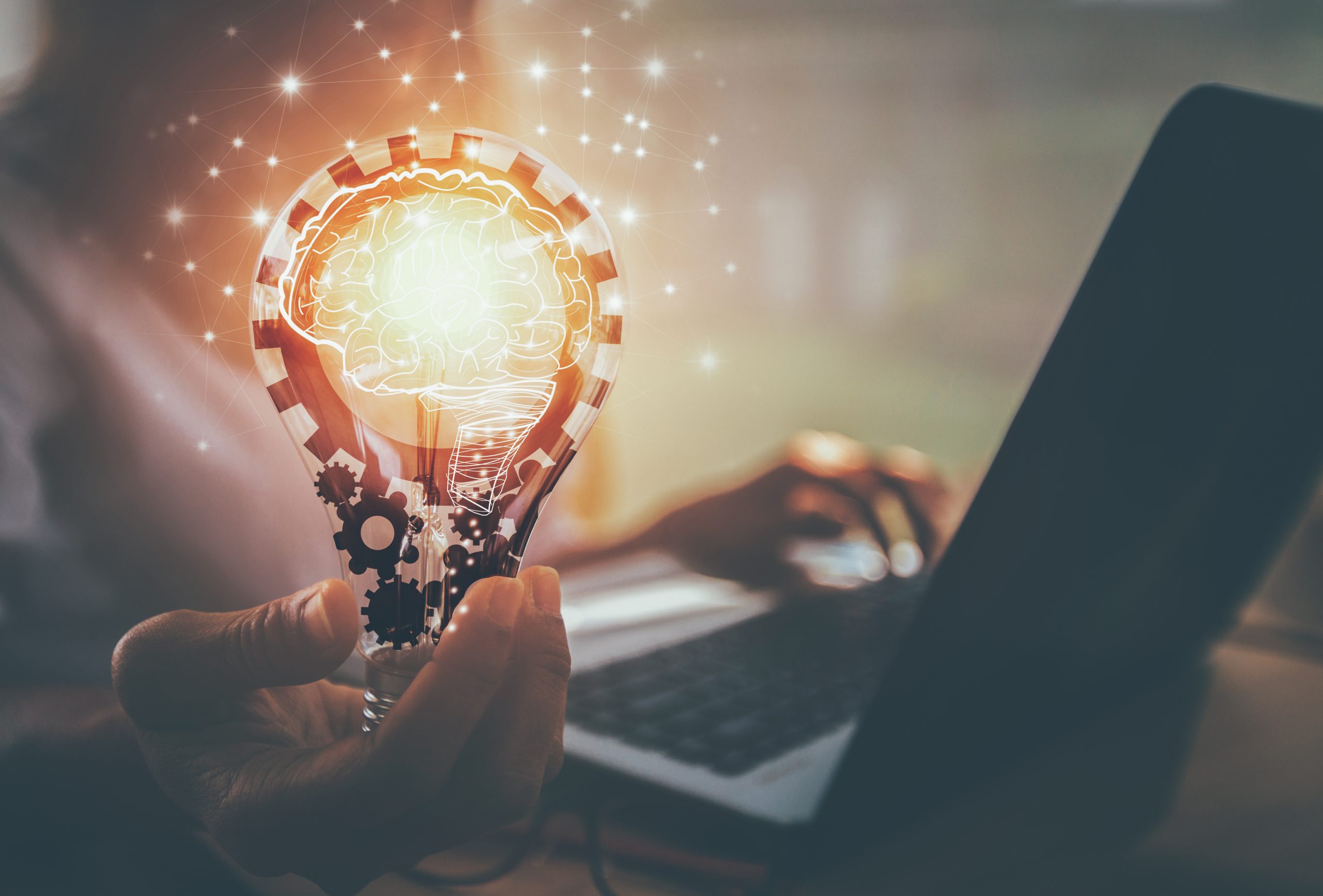 How Can Distributors Leverage Mutual Fund Solution Technology to Transform Their Business Models?