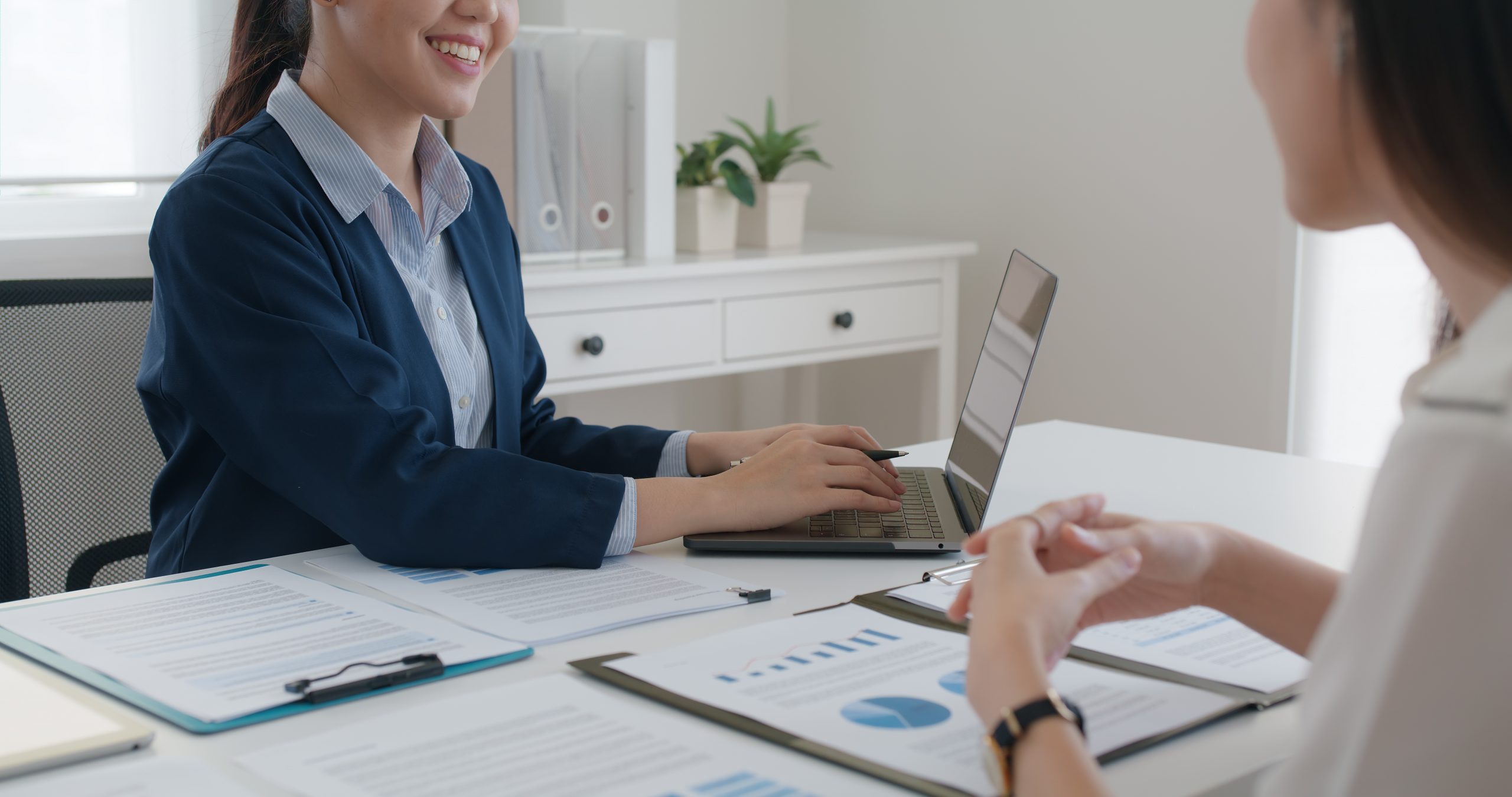 Why High Net-Worth Individuals Should Opt for Wealth Management Services