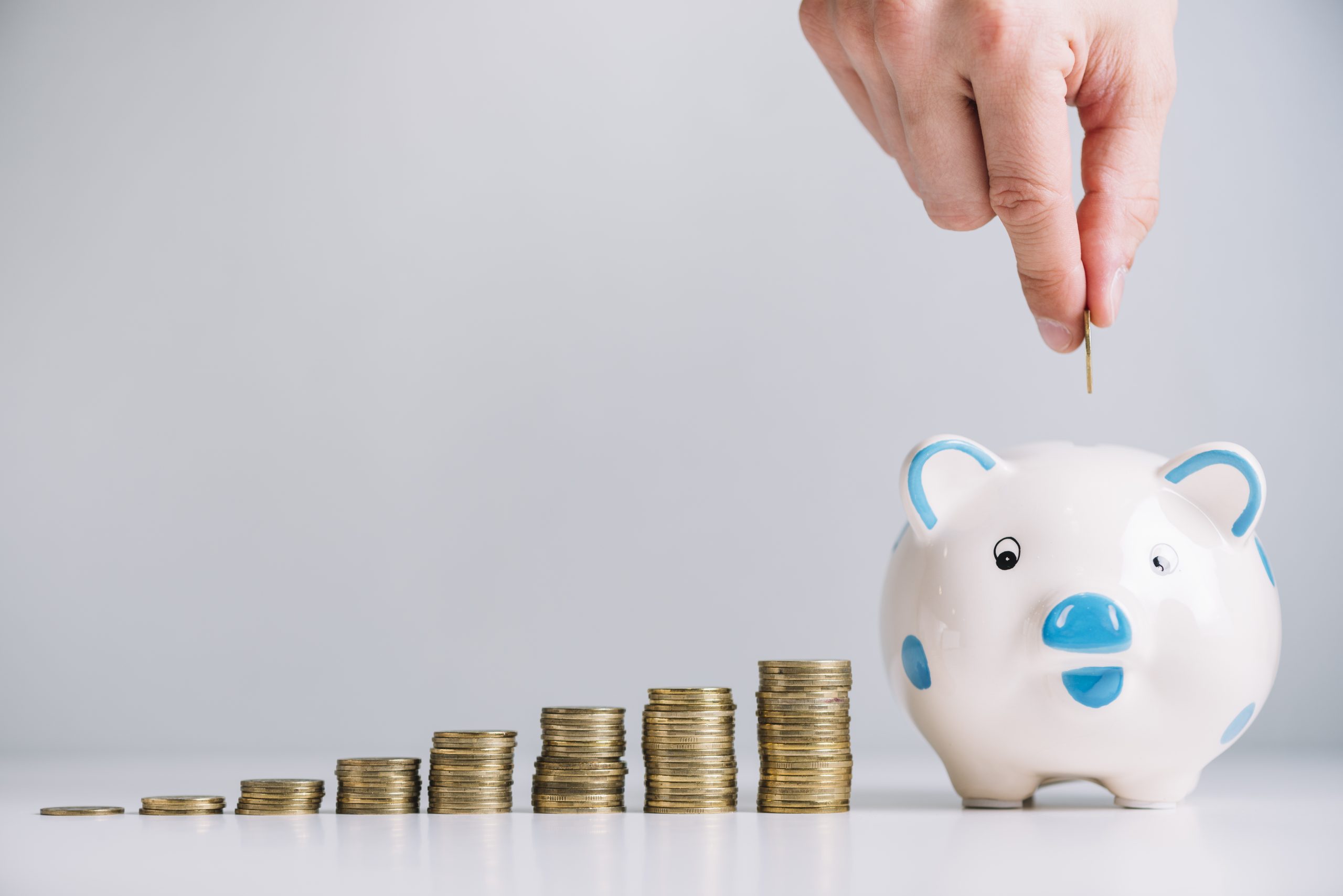 What are the steps to invest in Alternative Investment Funds in India?